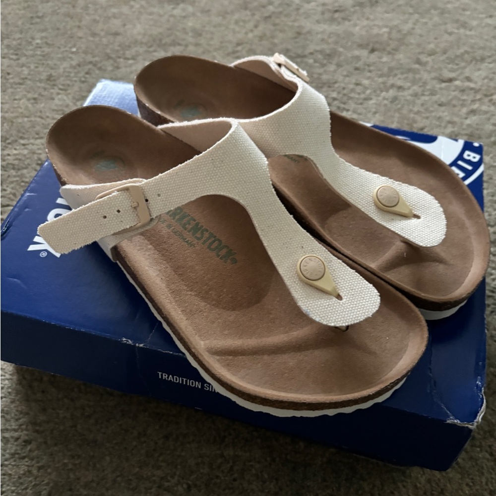 Birkenstock Gizeh Vegan Canvas Sandals in Eggshell